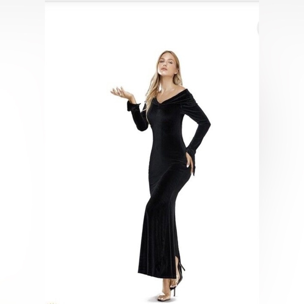 Giking Vintage Black Velour Velvet Dress NWT